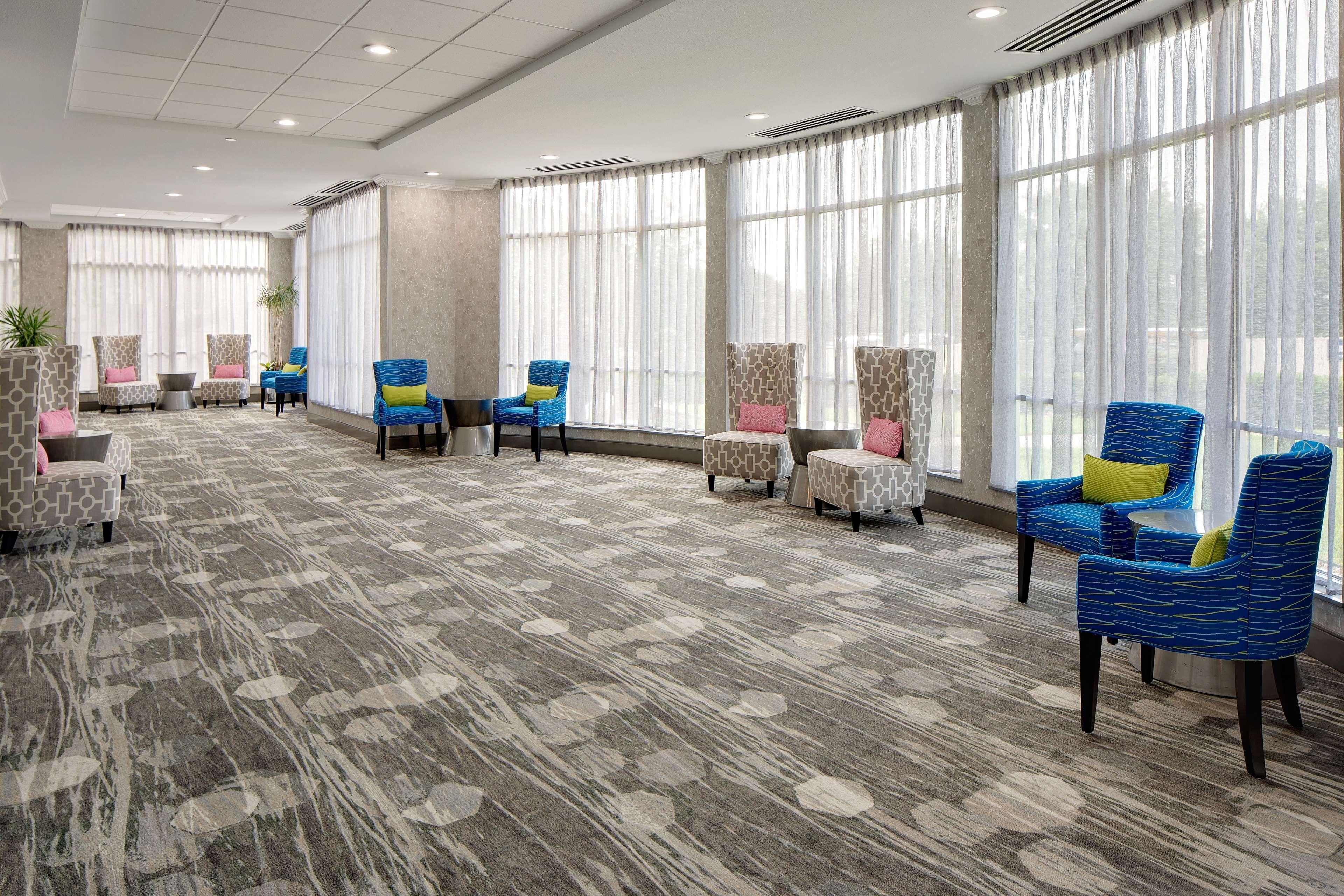 Hilton Garden Dfw Airport South 3*